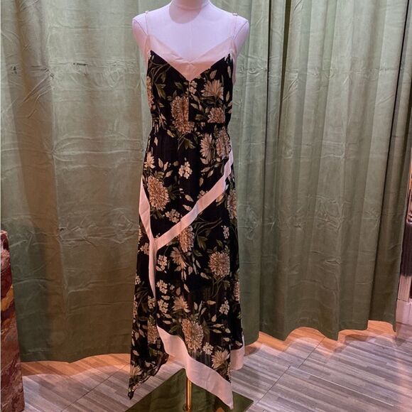 Bcbg Maxazria Floral Black and Cream Maxi Dress, US4 - Picture 8 of 15